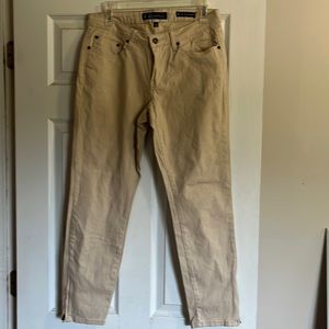 Med. Rise Skimmer cream/tan pants, 98% cotton,2% spandex, sz 10